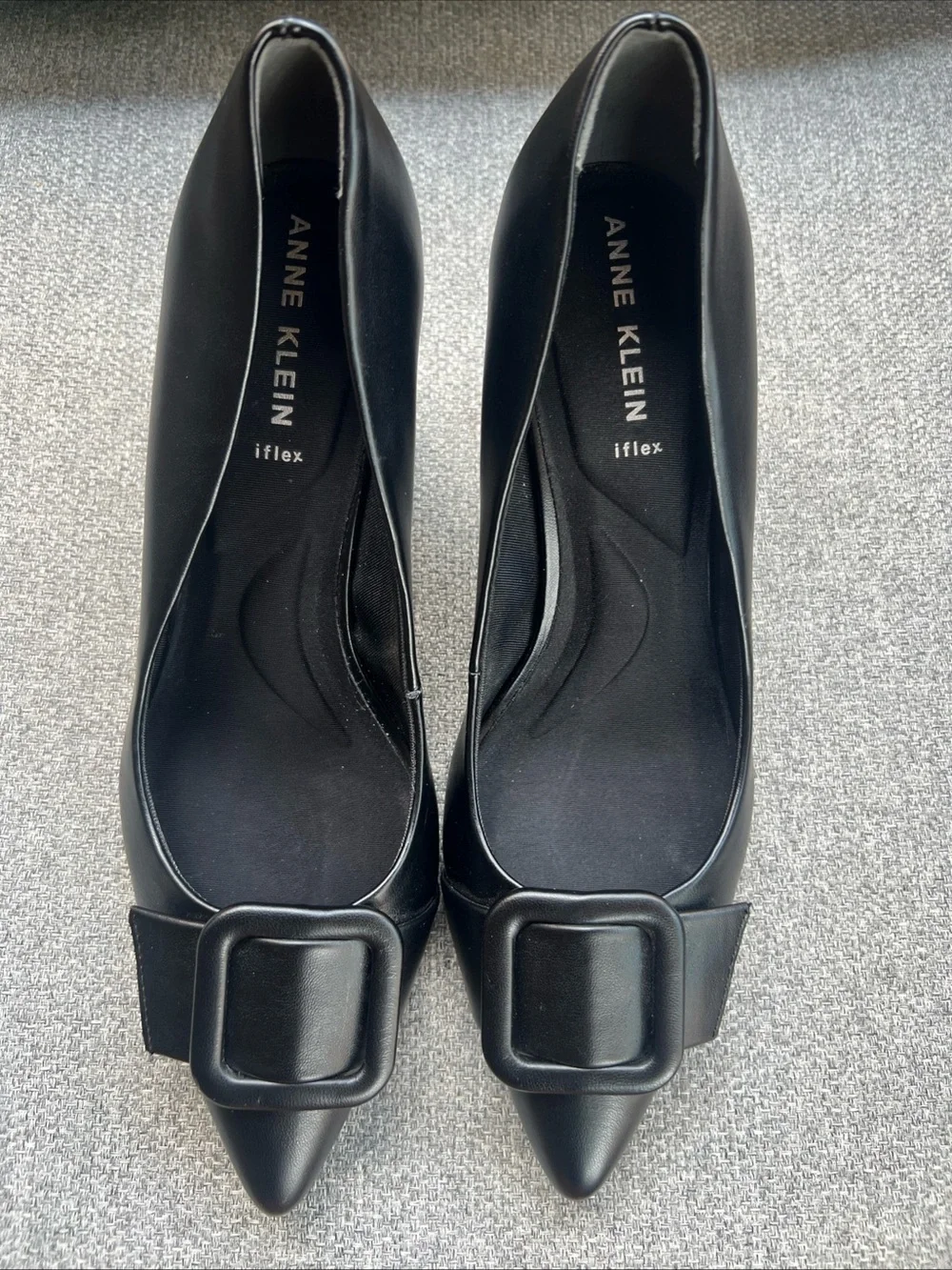 Anne Klein iFlex Bentley Black Leather Pointed Toe Buckle BlockHeel Pumps Sz 8.5